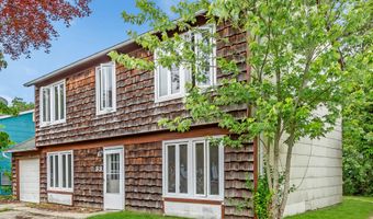 33 Windward Dr, Barnegat, NJ 08005
