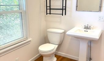 663 E 5th St B, Boston, MA 02127