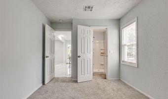 6606 NW 26th St, Bethany, OK 73008