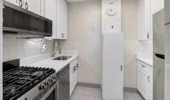 1121 ARLINGTON Blvd 506, Arlington, VA 22209