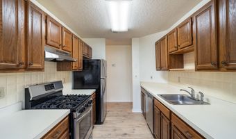 7 TAMARACK Ct, Barnegat, NJ 08005