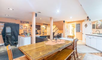 10810 Wenger Rd, Anna, OH 45302