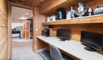 1232 N 8th Ave, Bozeman, MT 59715