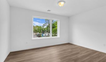 389 Southern Blvd, Bayville, NJ 08721