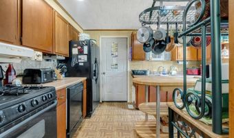 7950 E Metz Rd, Angola, IN 46703