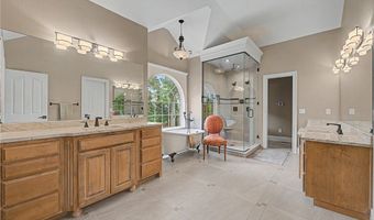 219 Ridgefield St, Bentonville, AR 72712