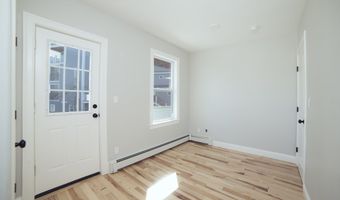 25 Edison Grn 2, Boston, MA 02125