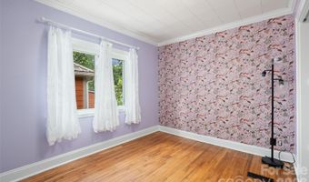 155 Michigan Ave, Asheville, NC 28806