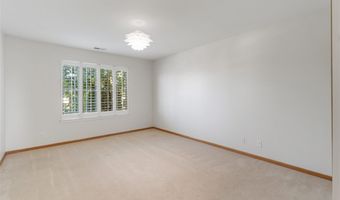 3022 Beckley St, Ames, IA 50010