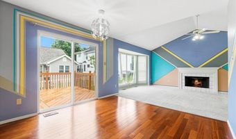208 Kylewood Ct, Ballwin, MO 63021