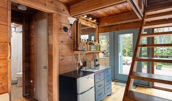 111 CAROLINA St, Dewey Beach, DE 19971
