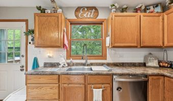 40511 N Minena St, Antioch, IL 60002