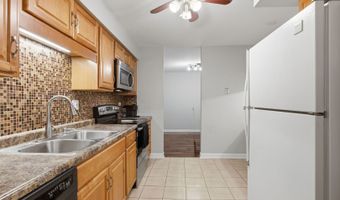 1615 E Central Rd 113B, Arlington Heights, IL 60005