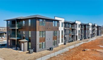 3329 SE MP Pkwy 204, Bentonville, AR 72712