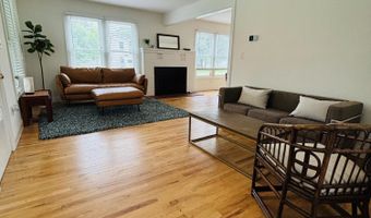 279 S Main St, Barnegat, NJ 08005