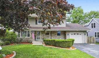 912 David St, Antioch, IL 60002