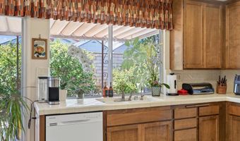 1562 Avenida Del Manzano, Camarillo, CA 93010