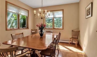 565 Wendt Dr, Angola, NY 14006