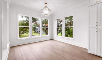 642 N Beach Blvd, Bay St. Louis, MS 39520