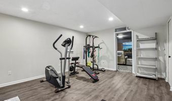 1628 Ballyganner Dr, Avon, IN 46123