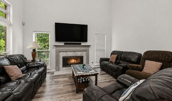 2707 Glenrose Hl, Atlanta, GA 30341