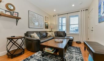 230 Saratoga St 3, Boston, MA 02128