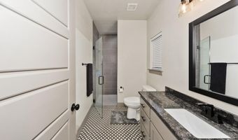 170 Rolling Hills Blvd, Alvord, TX 76225