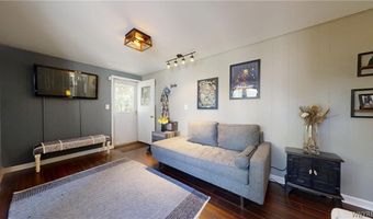 293 Burroughs Dr, Amherst, NY 14226