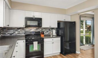 13526 Narcissus St NW, Andover, MN 55304
