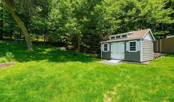 12568 Everest Ct E, Apple Valley, MN 55124