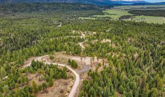 6 Urban Ln, Cascade, ID 83611
