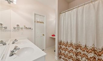 15 Palmetto Beach Dr, Bluffton, SC 29910