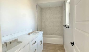 3601 Selman Ct, Carlsbad, NM 88220