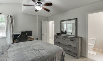 5100 Park Cir, Austell, GA 30106