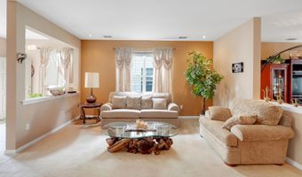 36 Newport St, Barnegat, NJ 08005
