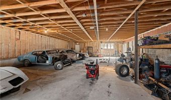 382 Thames St, Bristol, RI 02809