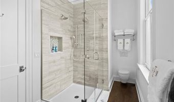 50 School St 1, Newport, RI 02840