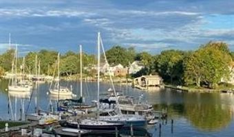 6 SPA CREEK Lndg B2, Annapolis, MD 21403