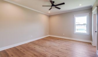 4054 Mallard St, Bay St. Louis, MS 39520