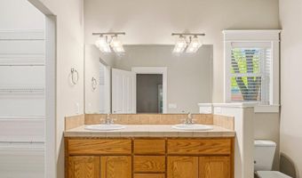 20651 NE Sierra Dr, Bend, OR 97701