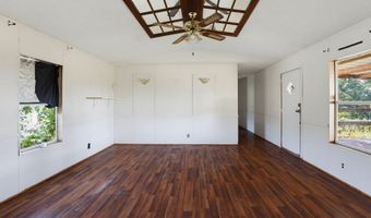 10602 LA VERNIA Rd LOT 4, Adkins, TX 78101