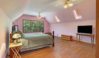 26268 W Springwell Ave, Antioch, IL 60002
