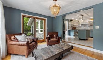 592 Sugar Rd, Bolton, MA 01740