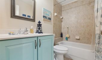 6416 GRENADA ISLAND Ave, Apollo Beach, FL 33572