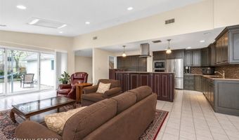 76 Parkview Dr, Albertson, NY 11507
