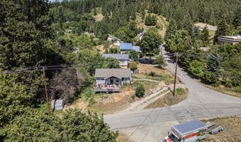 6511 Comanche St, Bonners Ferry, ID 83805