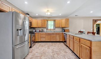 1051 Trinton Cir, Bedford, IN 47421