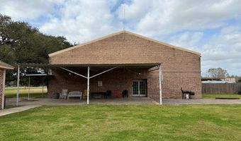 831 FM 2917, Alvin, TX 77511
