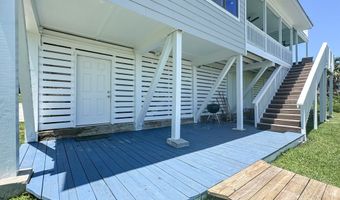 146 Bay Ave, Apalachicola, FL 32320