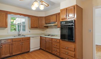 1008 HARBOR Dr, Annapolis, MD 21403